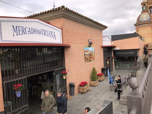 Mercado de Triana by null