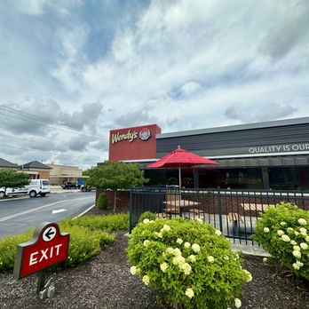 Wendy's - the outside of the restaurant - Fast Food Near Me - Muncie, Indiana Wendy's - the outside of the restaurant - Fast Food Near Me - Muncie, Indiana