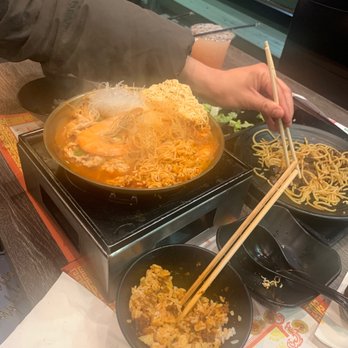 Red Flame - Steak Garlic Noodles - Hot Pot Near Me - Artesia, California Red Flame - Steak Garlic Noodles - Hot Pot Near Me - Artesia, California