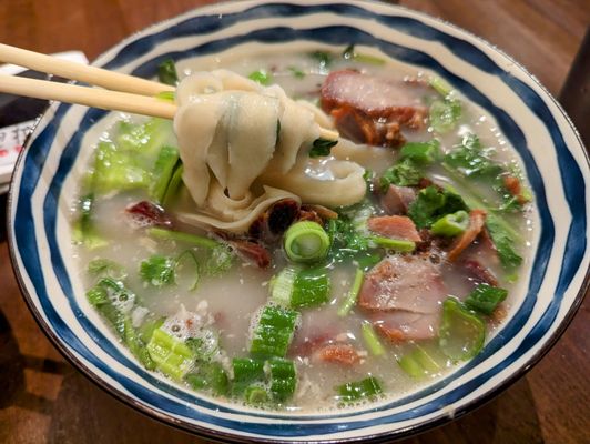 Kung Fu Little Steamed Buns Ramen by null