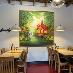 Saladang Thai Kitchen - Dining room