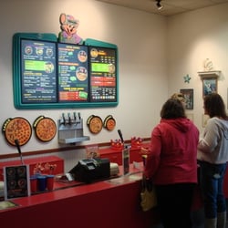 Chuck E. Cheese - Order here