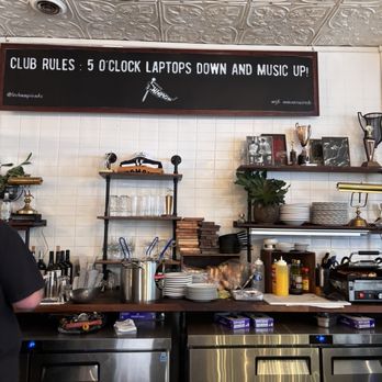 Le Champion - Kitchen - Coffee & Tea Near Me - Kansas City, Missouri