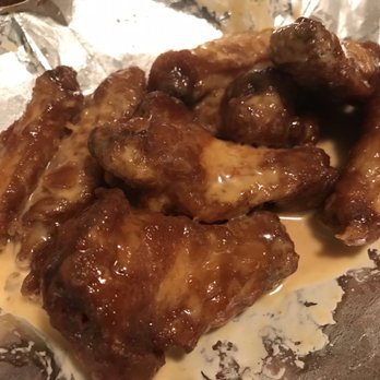 Buffalo Sushi Express - Mango 8 Chicken Wings - Sushi Bars Near Me - Buffalo , New York