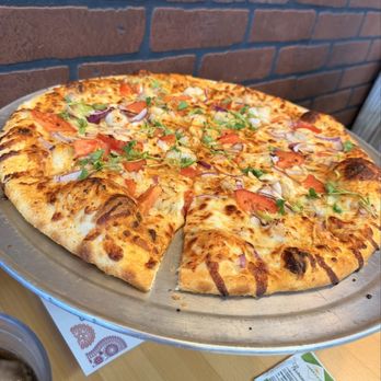 BWP - Pizza Island - Tikka Masala Pizza with Chicken - Pizza Near Me - Murrieta, California BWP - Pizza Island - Tikka Masala Pizza with Chicken - Pizza Near Me - Murrieta, California