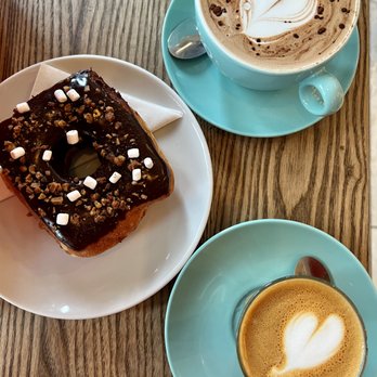 49th Parallel Coffee - Mountain Highway Doughnut, latte, hot chocolate - Coffee Roasteries Near Me - North Vancouver, British Columbia 49th Parallel Coffee - Mountain Highway Doughnut, latte, hot chocolate - Coffee Roasteries Near Me - North Vancouver, British Columbia
