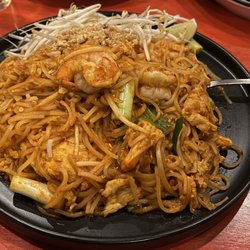 Sweet Basil Thai Cuisine - Pad Thai with chicken and shrimp. $18.99 and worth every penny.