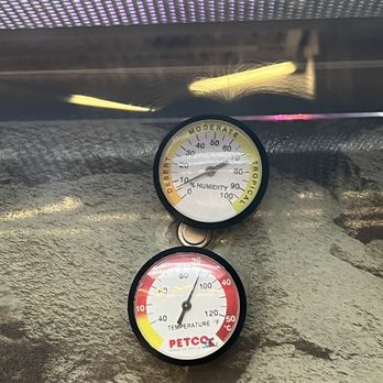 Petco - Humidity below 10% when it should be 50%-60% at minimum - Pet Training Near Me - Bloomington, Indiana Petco - Humidity below 10% when it should be 50%-60% at minimum - Pet Training Near Me - Bloomington, Indiana