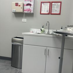 Midwest Express Clinic 