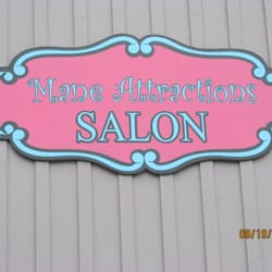 Mane Attractions Salon - Located between Classic Burgers and Kerrville Chiropractic!