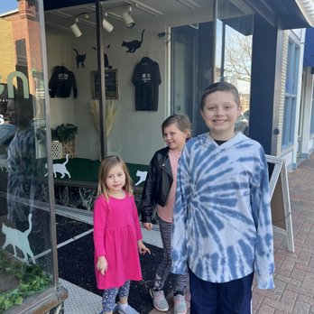 Cat Zen Cafe and Lounge - Entrance - Pet Adoption Near Me - Saint Charles, Missouri