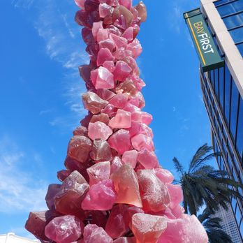 Chihuly Collection - Now that's a serious pice of rock candy! - Art Galleries Near Me - Saint Petersburg, Florida