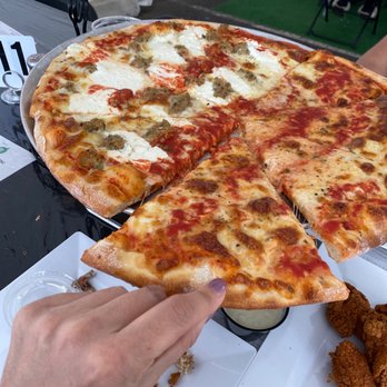 Strawberry's Pub & Pizza - Pizza Near Me - Woodbridge, New Jersey Strawberry's Pub & Pizza - Pizza Near Me - Woodbridge, New Jersey