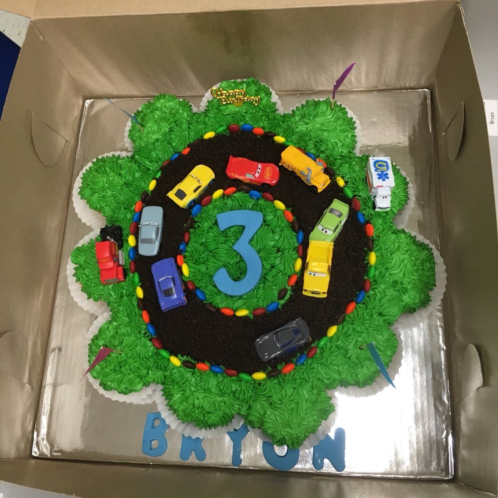 Pixar Cars themed Birthday Party! Pixar Cars themed Birthday Party!