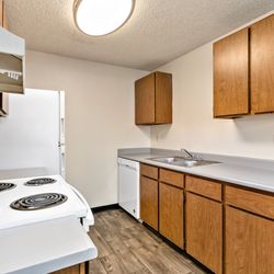 Boulder Creek Apartments