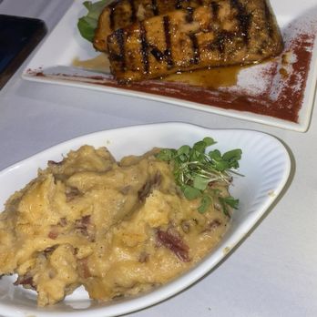 The Madison 2.0 - Mashed potatoes and salmon - Salad Near Me - Tampa, Florida The Madison 2.0 - Mashed potatoes and salmon - Salad Near Me - Tampa, Florida