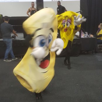 UIC Forum - Macaroni dancers - Venues & Event Spaces Near Me - Chicago, Illinois