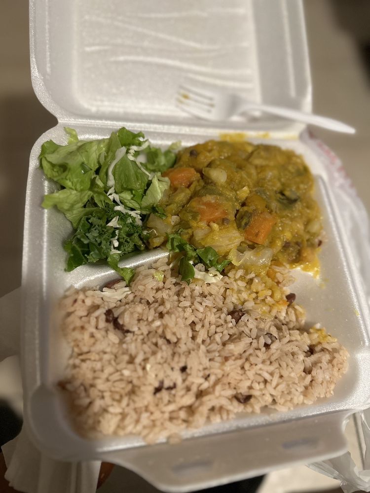 COCONUTS VEGETARIAN & JAMAICAN Updated September 2024 441 N