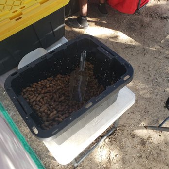 James Brown's Famous Boiled Peanuts - Tub of peanuts - Food Stands Near Me