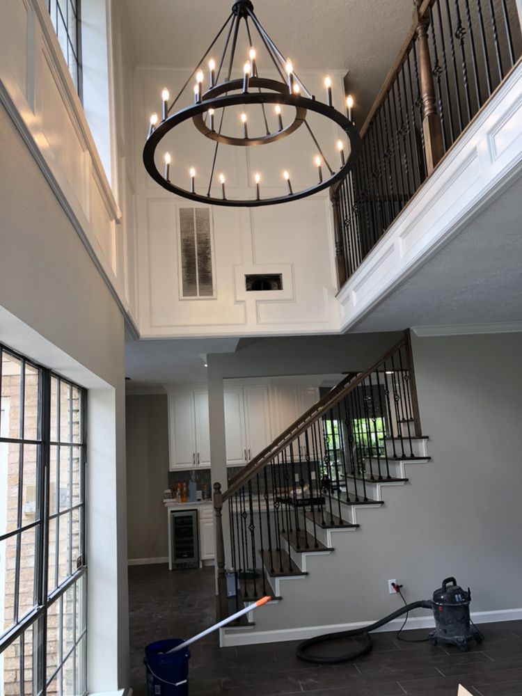 Slide of Texas Building & Roofing