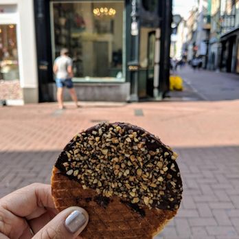 Van Wonderen Stroopwafels - Desserts Near Me - Amsterdam, New Hampshire