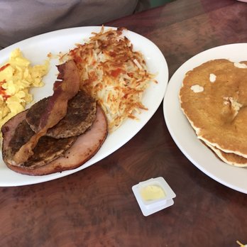 Hot Pancakes - Lumberjack breakfast - Breakfast & Brunch Near Me - Richardson, Texas