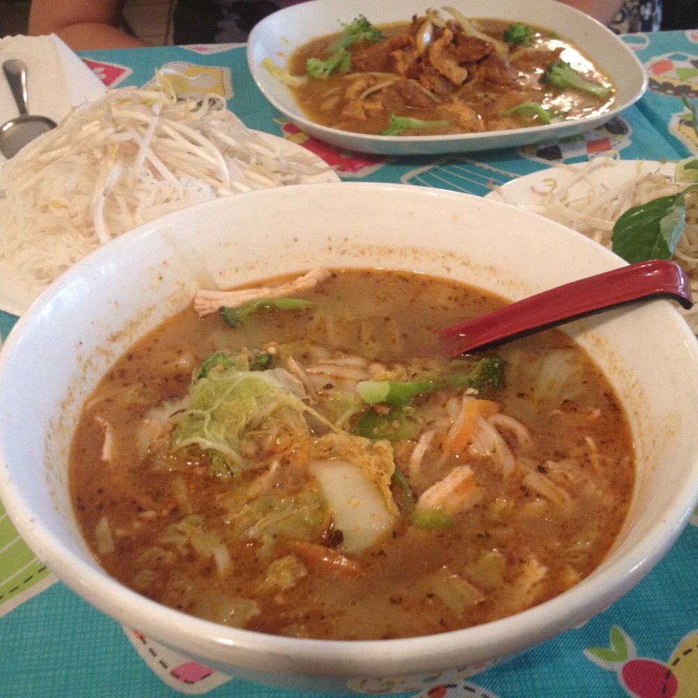 Tram's Kitchen - Sate Soup with chicken - Vietnamese Near Me - Pittsburgh, Pennsylvania Tram's Kitchen - Sate Soup with chicken - Vietnamese Near Me - Pittsburgh, Pennsylvania