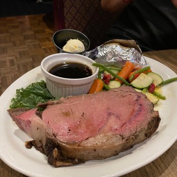 Ye Olde Lamplighter - Steakhouses Near Me - San Bernardino, California