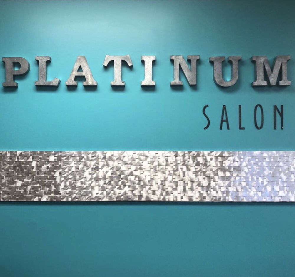 Platinum Salon & Lash Studio Logo