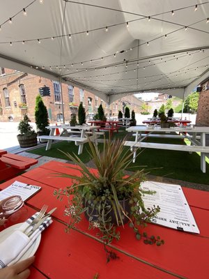 SCHOOL Restaurant by null