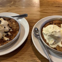 Chocolate Chunk Pizookie Salted Caramel Pizookie
