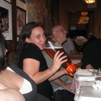 Laschet's Inn - Das Boot! - German Near Me - Chicago, Illinois