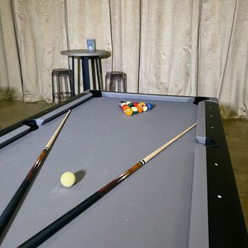 Ace and Eagle - Billiards lounge - Golf Near Me - Asheville, North Carolina