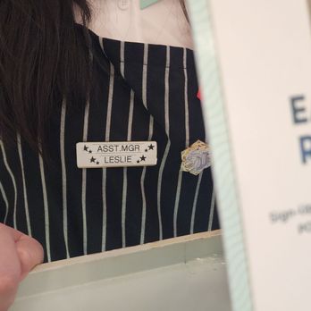 Lolli and Pops - LESLIE ASSITANT MANAGER, She is so friendly and helpful! I haven't had great customer service like that In while. - Chocolatiers & Shops Near Me - San Jose, California