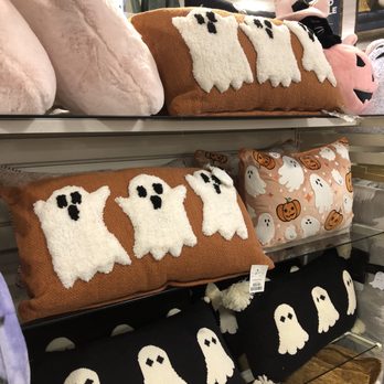 Home Goods - I love when the fall merchandise comes out! - Home Decor Near Me - Richardson, Texas Home Goods - I love when the fall merchandise comes out! - Home Decor Near Me - Richardson, Texas