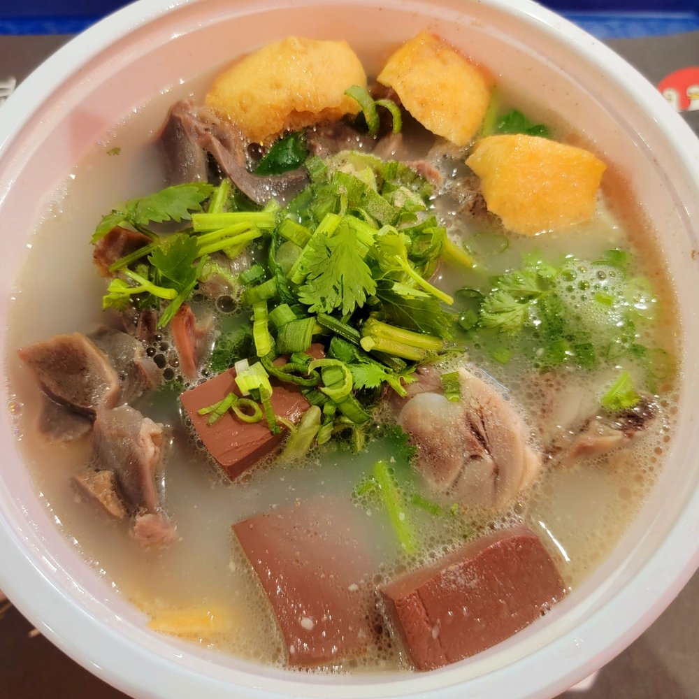 Yozi - New World Mall - Duck noodle soup - Shanghainese Near Me - Flushing, New York Yozi - New World Mall - Duck noodle soup - Shanghainese Near Me - Flushing, New York