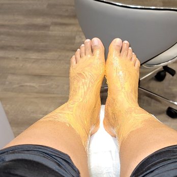 The TEN Nail Bar - Mud wrap. Deluxe pedicure . - Waxing Near Me - Detroit, Michigan
