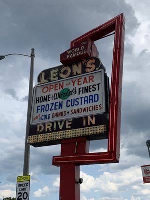 Leon's Frozen Custard by null