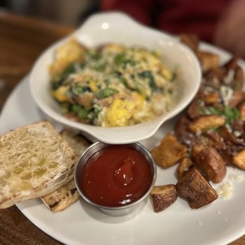 Enzo’s Bistro & Bar - Salmon scramble - Italian Near Me - Issaquah, Washington Enzo’s Bistro & Bar - Salmon scramble - Italian Near Me - Issaquah, Washington