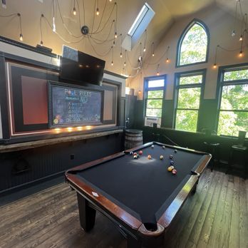 Rek'-Lis Brewing - Brewpubs Near Me - Bethlehem, New Hampshire
