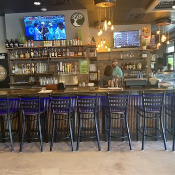 Long Shots Driving Range - The bar - Golf Near Me - Troy, Ohio