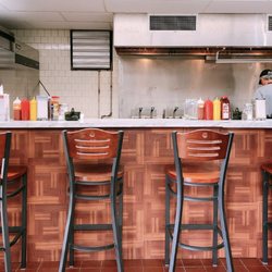 Georgetown Deli & Convenience - Bar area to either sit and wait for the food or dine-in