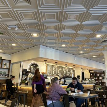 Crema Gourmet  - people sitting at tables - Coffee & Tea Near Me - Pinecrest, Florida