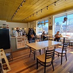Mt Airy Coffee - Interior.