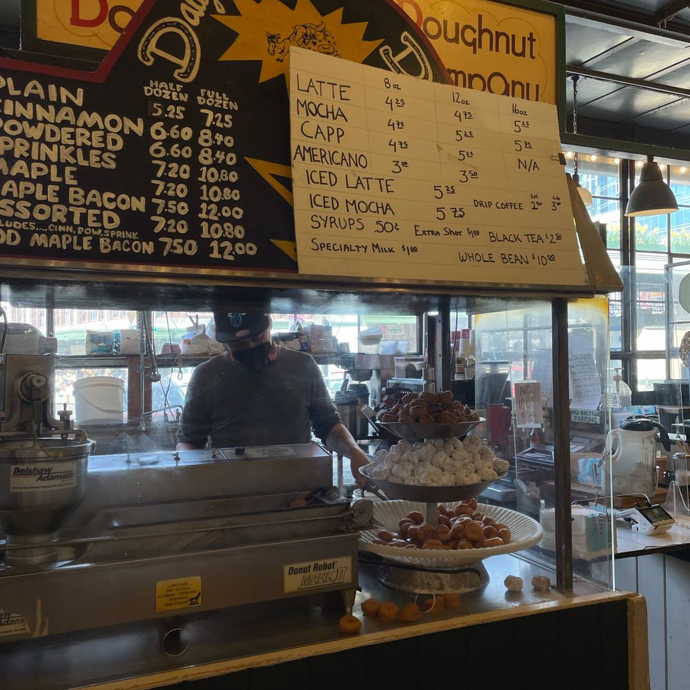 Daily Dozen Doughnut - Bakeries Near Me - Seattle, Washington Daily Dozen Doughnut - Bakeries Near Me - Seattle, Washington