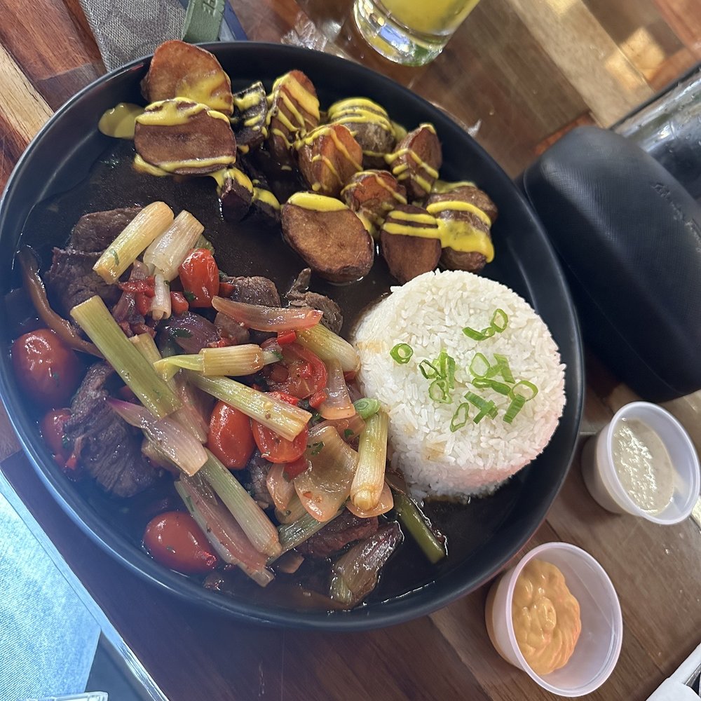 Cantina 33 - The food amazing ass well - Peruvian Near Me - Ridgewood, New York