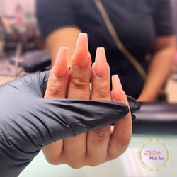 Dia Bella Nail Spa