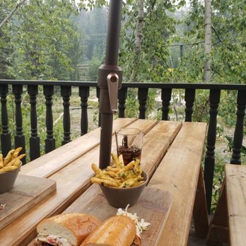 Maligne Canyon Wilderness Kitchen - Canadian (New) Near Me - Jasper, Alberta Maligne Canyon Wilderness Kitchen - Canadian (New) Near Me - Jasper, Alberta