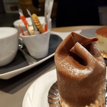 Au Vatel - Desserts Near Me - Etterbeek, BRU