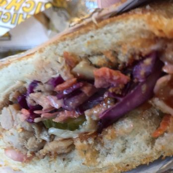 Which Wich - Sandwiches Near Me - London, XGL